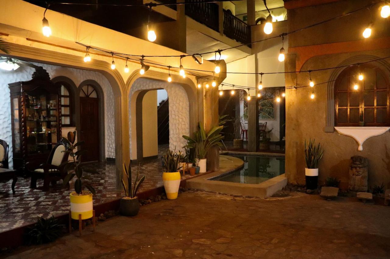 Hotel Los Balcones León Εξωτερικό φωτογραφία