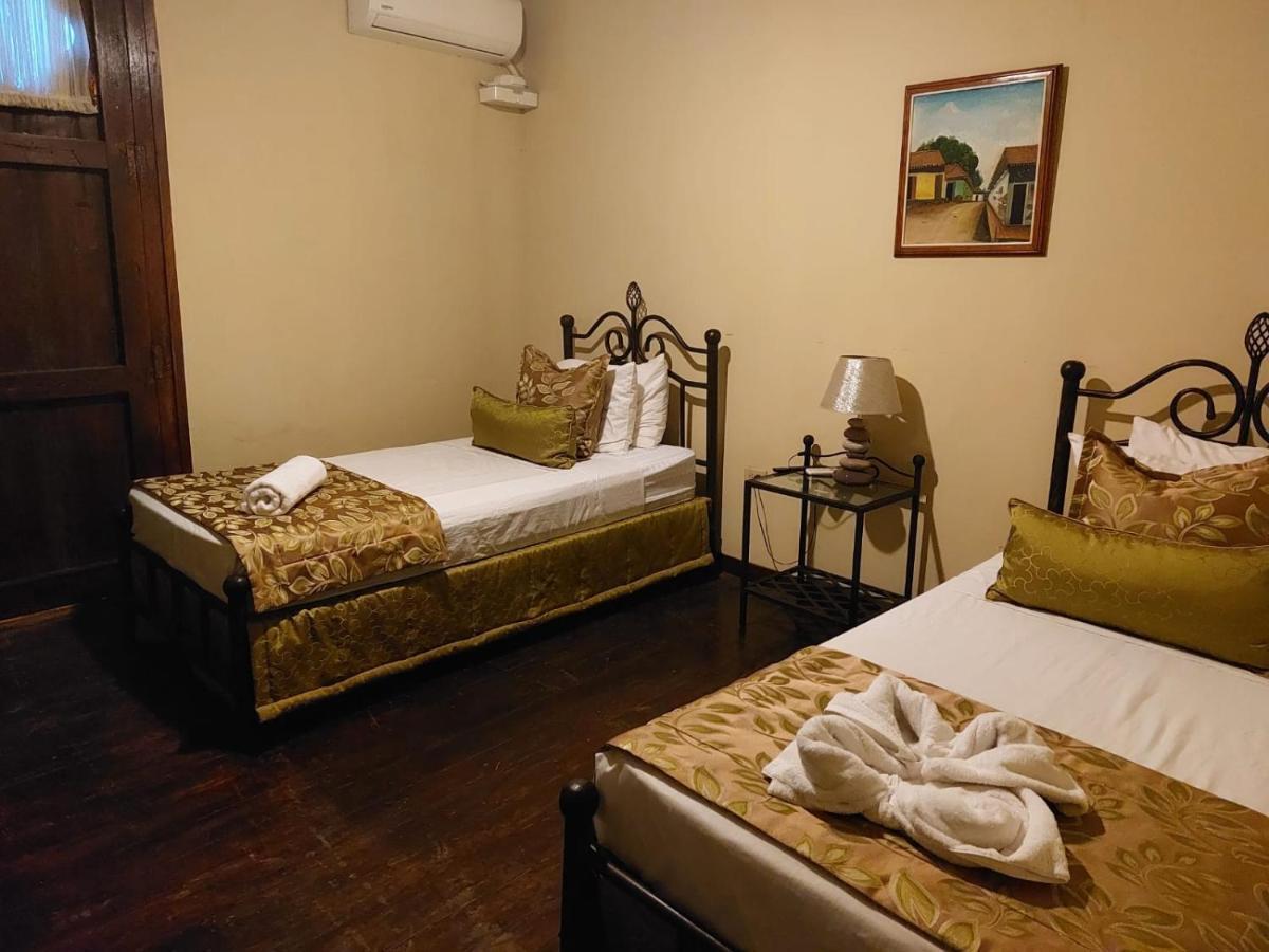 Hotel Los Balcones León Εξωτερικό φωτογραφία